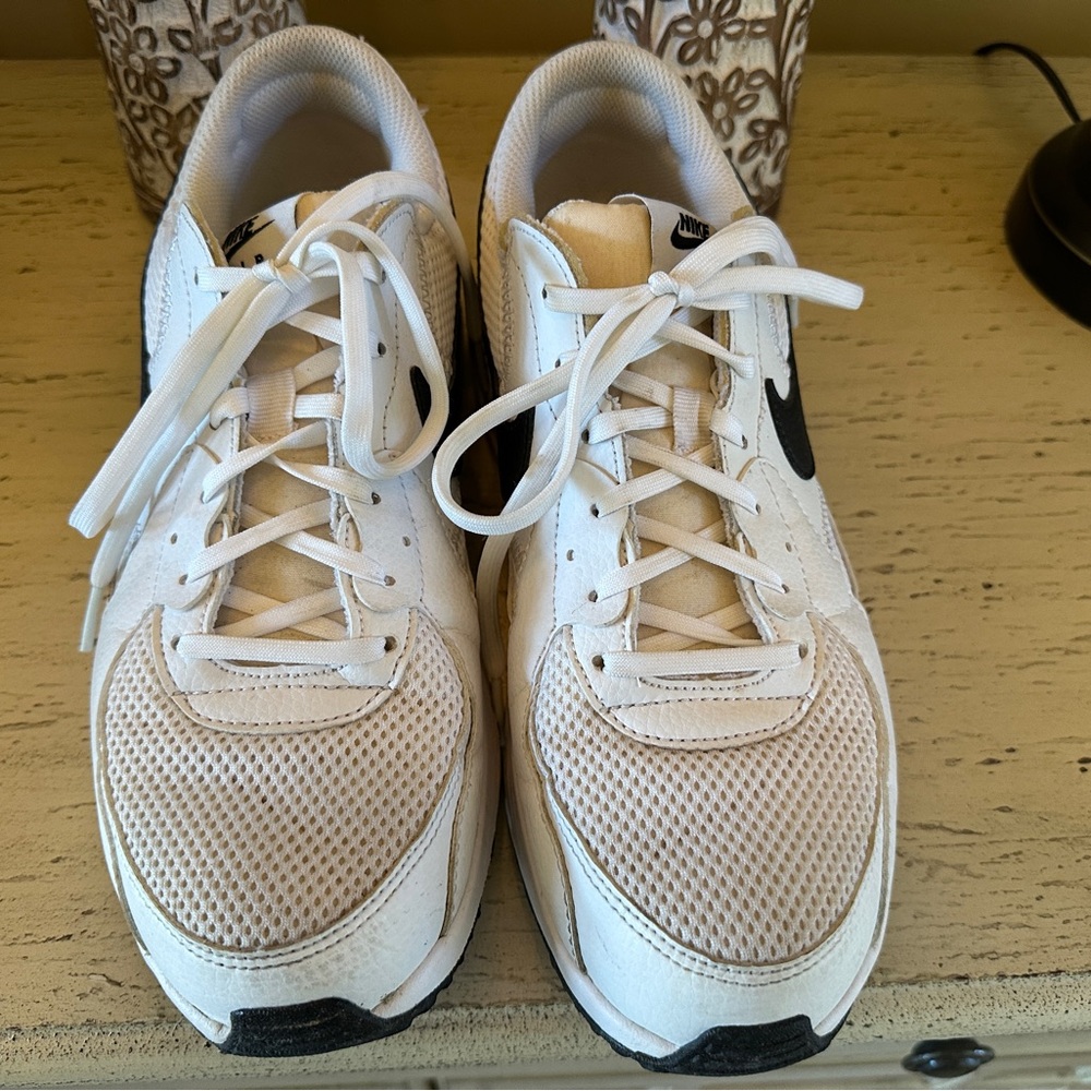 Nike Mens Air Max White and Black Tennis Shoes Sneakers 8.5 - Picture 5 of 7